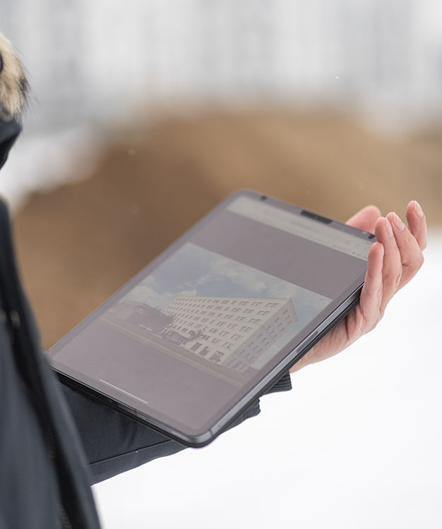 Immobilienprojekt von SDH-Immobilien digital auf Tablet für Vertriebspartner präsentiert